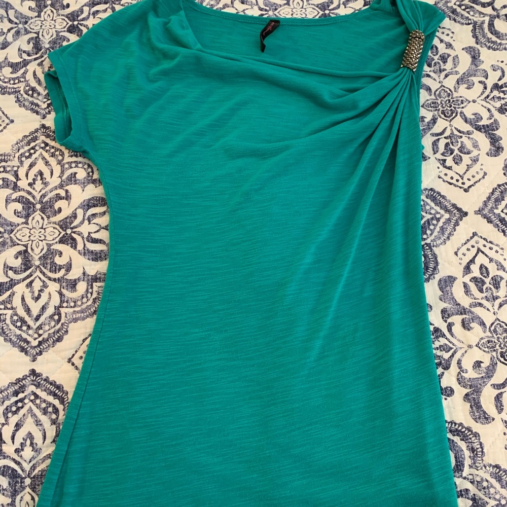 Asymmetrical teal top